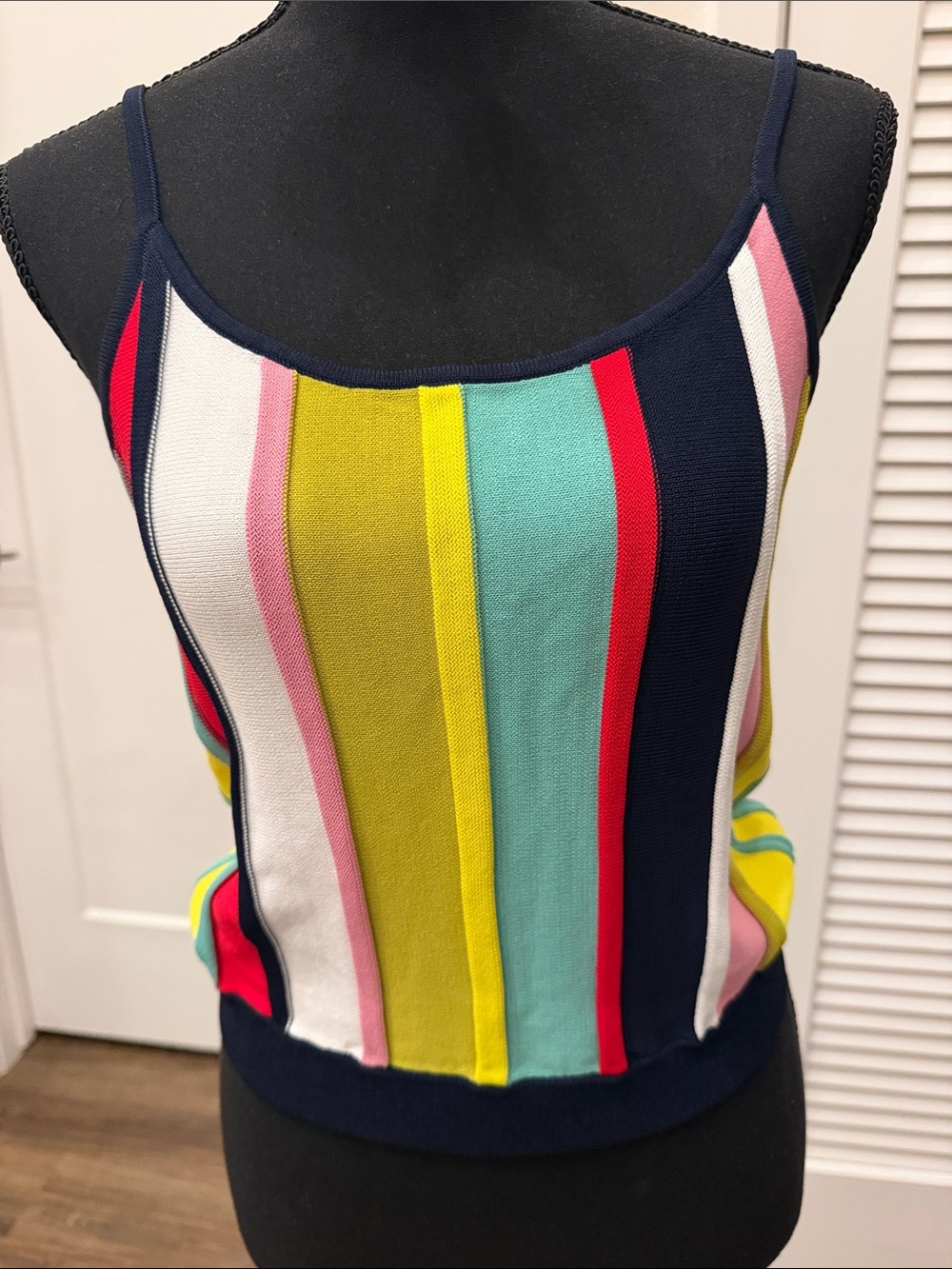 I. Crew Women’s Multicolor Stripe Tank Top - Navy Trim Size XS NWOT